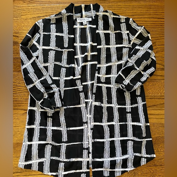 Andria Lieu 2pc matching set - Picture 2 of 7